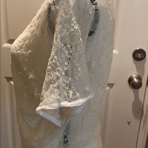 Kirra Ivory Lace Blouse  - Picture 3 of 4